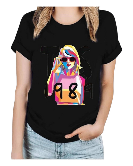 Graphic T-Shirt with Taylor Swift Design