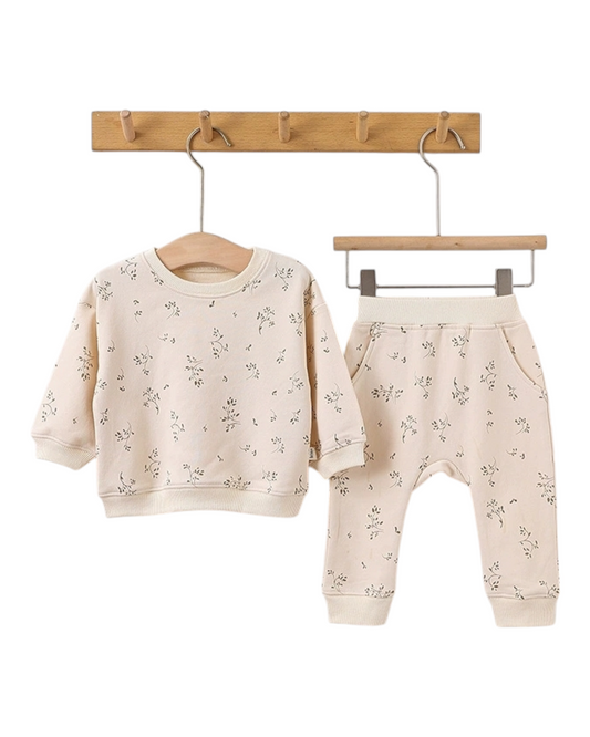 Girls' Sweater and Pants Outfit Set with Flower Pattern