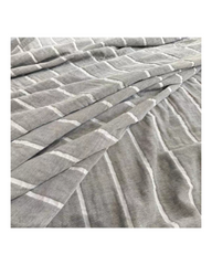 Bed spread with 2 pillow cases in grey