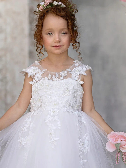 Elegant White Ball Gown - Lace Applique & Tulle Dress