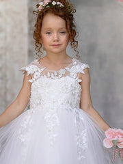 Elegant White Ball Gown - Lace Applique & Tulle Dress