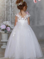 Elegant White Ball Gown - Lace Applique & Tulle Dress