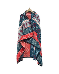 Multifunctional Wearable Shawl